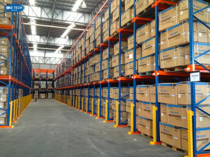Vai trò quan trọng của kệ kho logistics