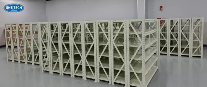 Kệ kho logistics trung tải tại trong tối đa 700kg