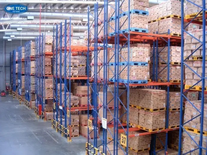 Kệ Double Deep Cà Mau – Tiết kiệm diện tích kho đến 40%