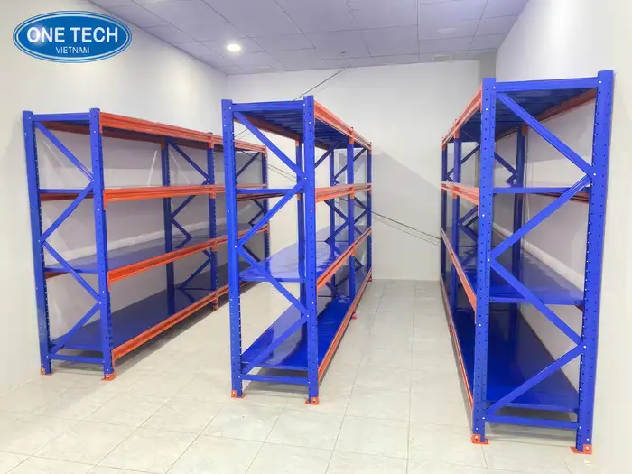 Kệ trung tải 200 - 300kg/tầng cho ngành gia dụng