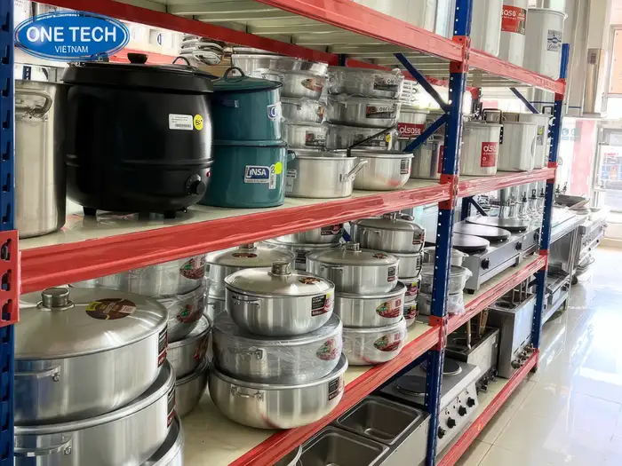 Kệ hạng trung tải 200 - 700kg/tầng cho kho gia dụng quy mô vừa