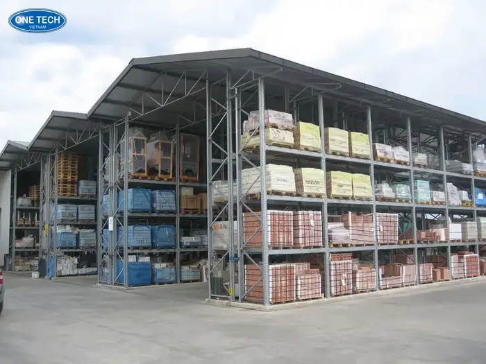 Kệ chứa hàng hóa ngoài trời tải trọng lớn