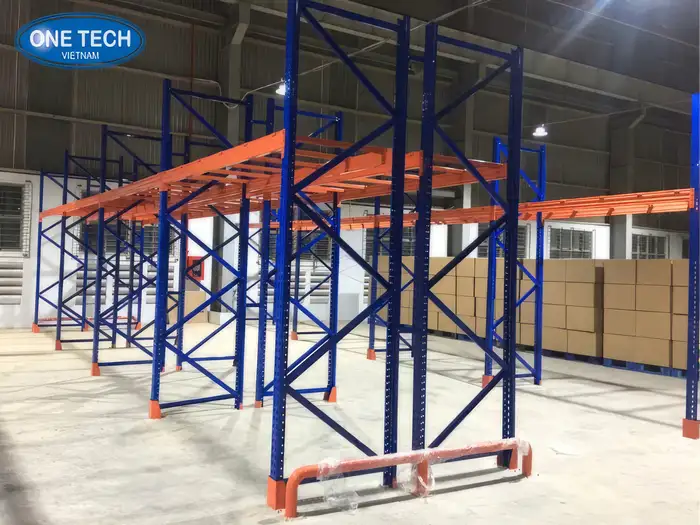 Kệ Double Deep tiết kiệm diện tích kho sắt thép Kệ Double Deep tiết kiệm diện tích kho sắt thép