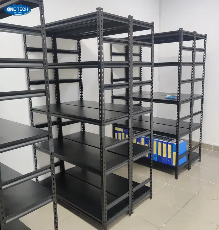 Ưu điểm nổi bật của kệ sắt lắp ghép màu đen