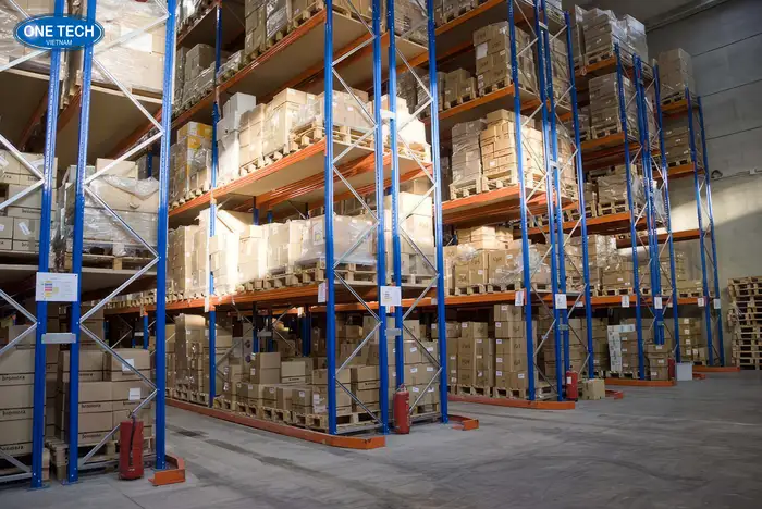 Kệ kho xưởng 100m2 – giải pháp lưu trữ  tối ưu diện tích
