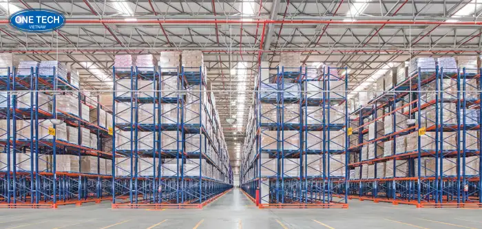 Ưu – Nhược điểm của kệ Double Deep cho kho logistics