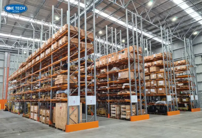 Kệ kho xưởng 1000m2 – Giải pháp lưu trữ tối ưu, thiết kế theo yêu cầu
