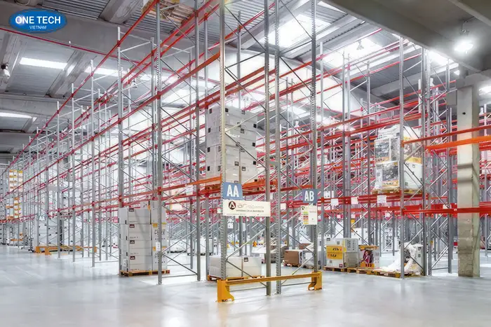 Kệ cho kho xưởng 2000m2 giá rẻ tại nhà máy Kệ cho kho xưởng 2000m2 giá rẻ tại nhà máy