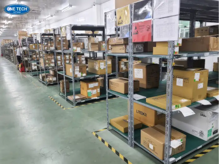 Kệ sắt 4 tầng sơn tĩnh điện – Bền đẹp, chịu tải tốt