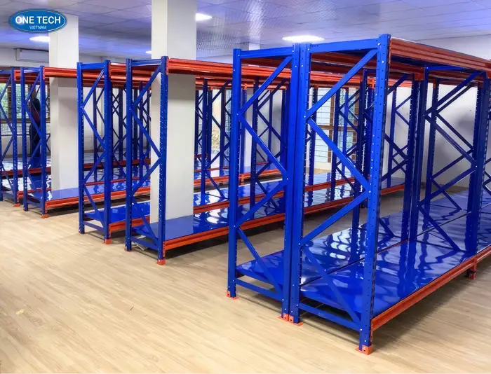 Kệ trung tải - Kệ sắt kho hàng được ưa chuộng nhất