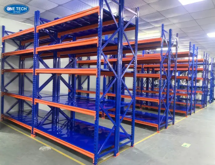 Kệ sắt kho hàng – Bền chắc, tối ưu diện tích lưu trữ