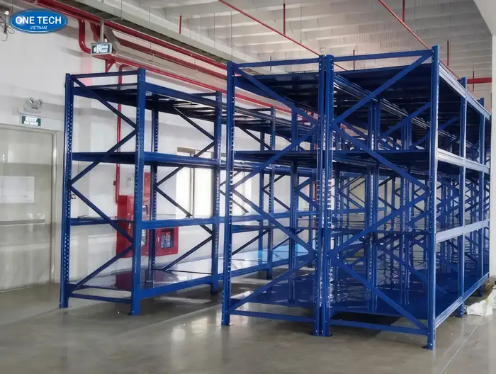 Kệ trung tải lựa chọn hàng đầu cho kho xưởng 400m2