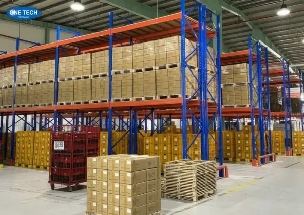 Kệ hạng nặng cho kho sản xuất bao bì – Chịu tải cao, giá rẻ