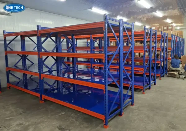Kệ trung tải thanh lý TP.HCM giá rẻ, còn mới 99.99%