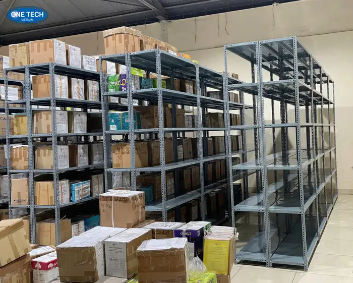 Kệ sắt V lỗ Bắc Ninh