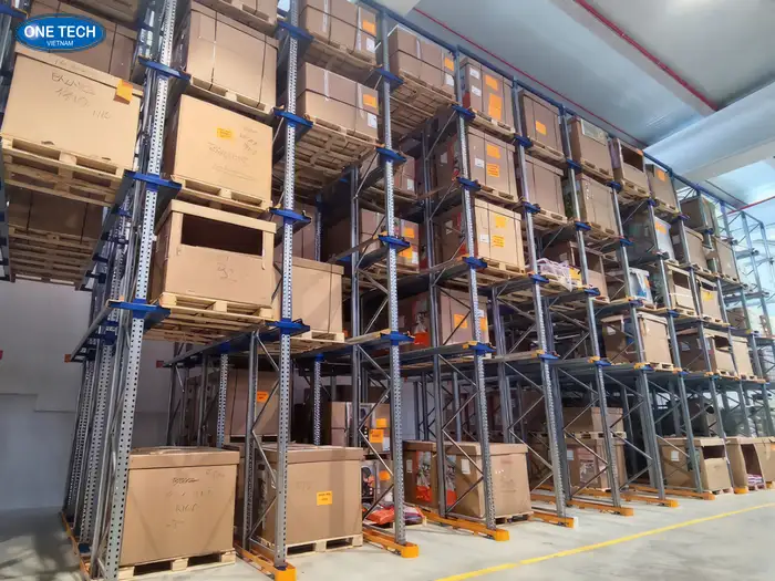 Kệ sắt công nghiệp Drive In ở Bắc Ninh lắp đặt và vận chuyển toàn quốc