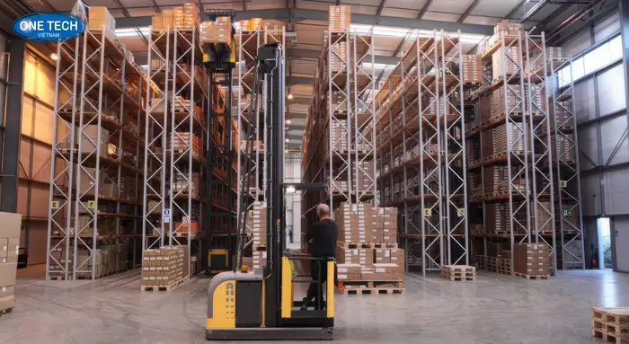 Kệ Very Narrow Aisle tại Cần Thơ phù hợp với những loại kho nào?