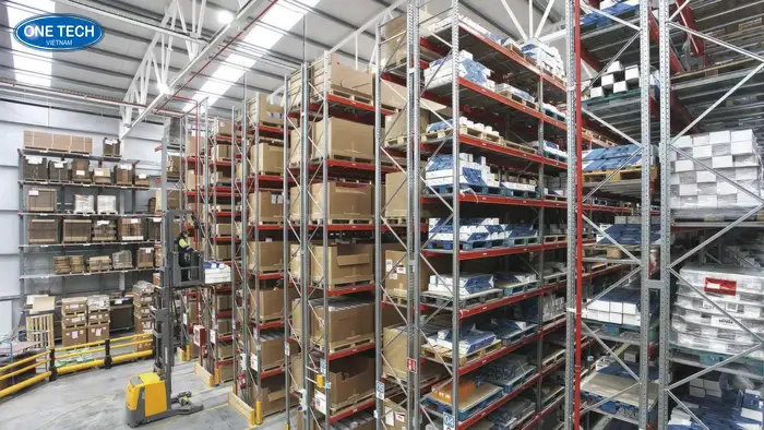 Cấu tạo cơ bản của hệ thống kệ Very Narrow Aisle tại Đà Nẵng Cấu tạo cơ bản của hệ thống kệ Very Narrow Aisle tại Đà Nẵng