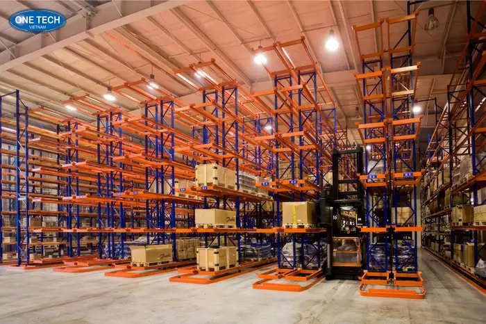 Kệ Very Narrow Aisle tại Hà Nội phù hợp với những kho hàng nào?
