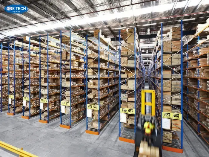 Những yếu tố cần lưu ý khi lắp đặt kệ Very Narrow Aisle tại Hà Nội