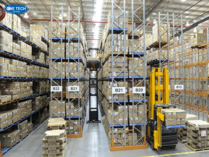 Giá kệ Very Narrow Aisle tại TP HCM thiết kế theo yêu cầu của khách hàng