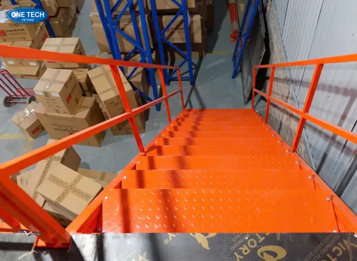 Kệ sàn Mezzanine – Giải pháp mở rộng không gian theo chiều cao